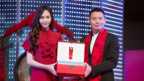 中国美正当红，，星耀国际A股上市，，，，引领新时代